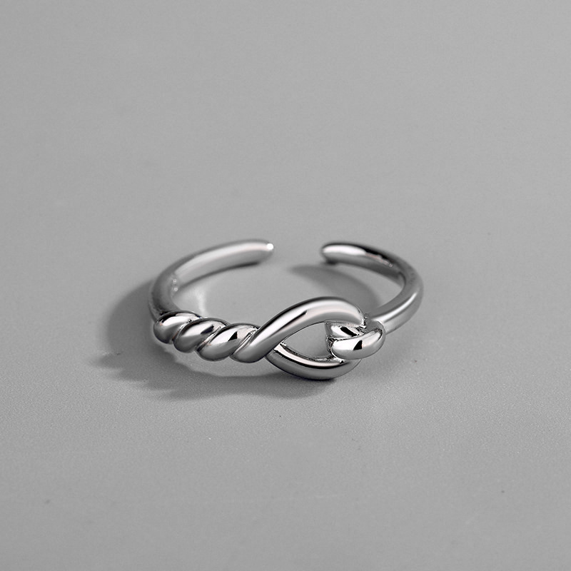Chrome Hearts Ring - แหวนเงินแท้ 925 ลายปมเชื่อมต่อกันรูปหัวใจ ชุบโครเมียม สำหรับผู้หญิง เครื่องประดับหรูหราแท้