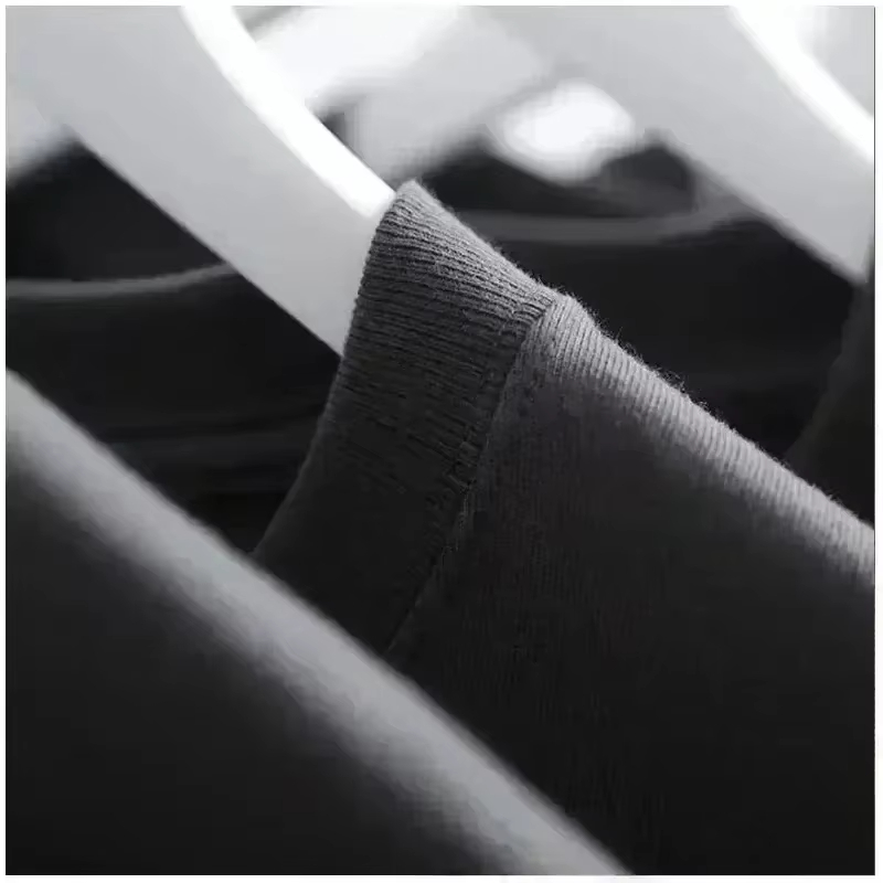 เสื้อยืดลายกราฟิกสุดฮิต แบรนด์ - Streetwear Brand Backpack บทวิจารณ์และราคา