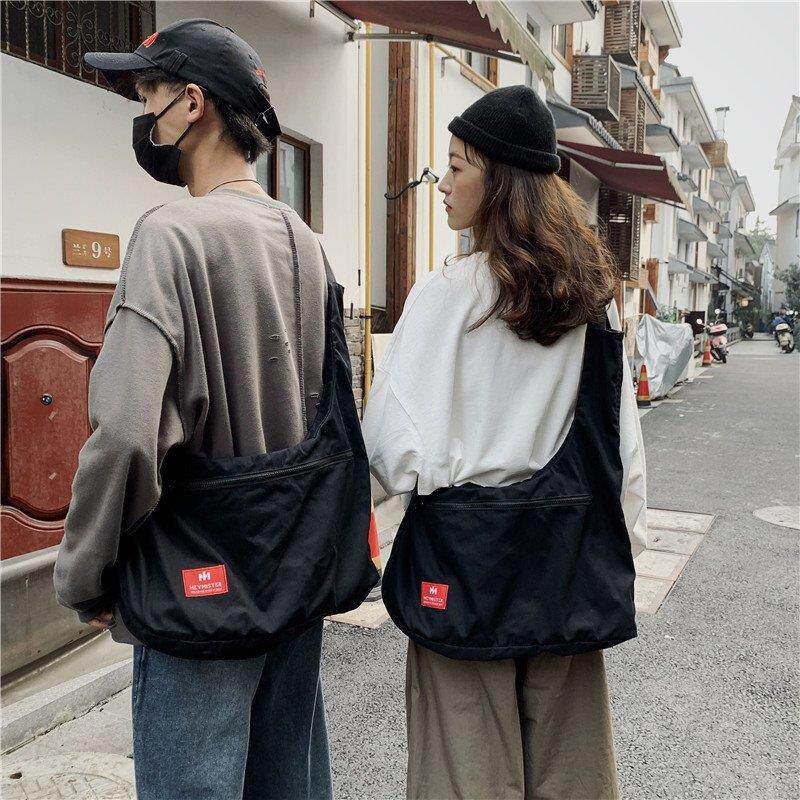 กระเป๋าเป้สะพายหลังแบบใช้คู่ได - Streetwear Brand Backpack บทวิจารณ์และราคา